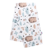 Flanel pelenka nyomtatott mintával New Baby fehér süni nyuszi