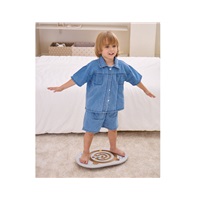 Fából egyensúlyozó labirintus Viga