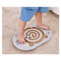 Fából egyensúlyozó labirintus Viga