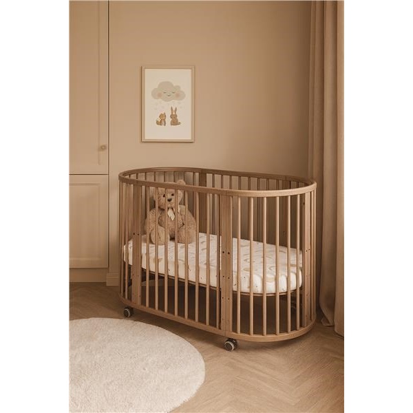 Gyermek növekedő 3-az-1-ben ovális kiságy + matrac New Baby dió színű