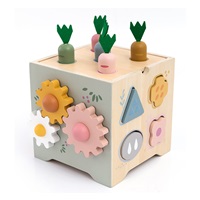 Montessori fa fejlesztőközpont Baby Mix